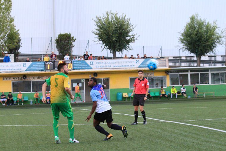 En la primera jornada de lliga, el CE Olímpic Can Fatjó va guanyar el Junior FC per 1 a 0.