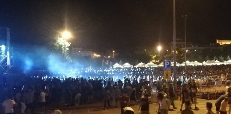 L'Escardívol ple amb el concert de los 40 On Tour