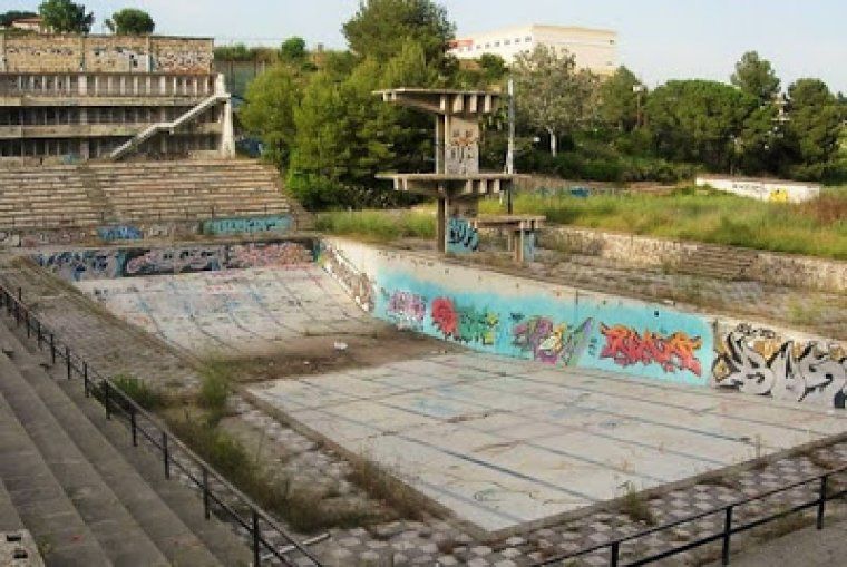 La que en el seu dia va ser la piscina olímpica amb els trampolins