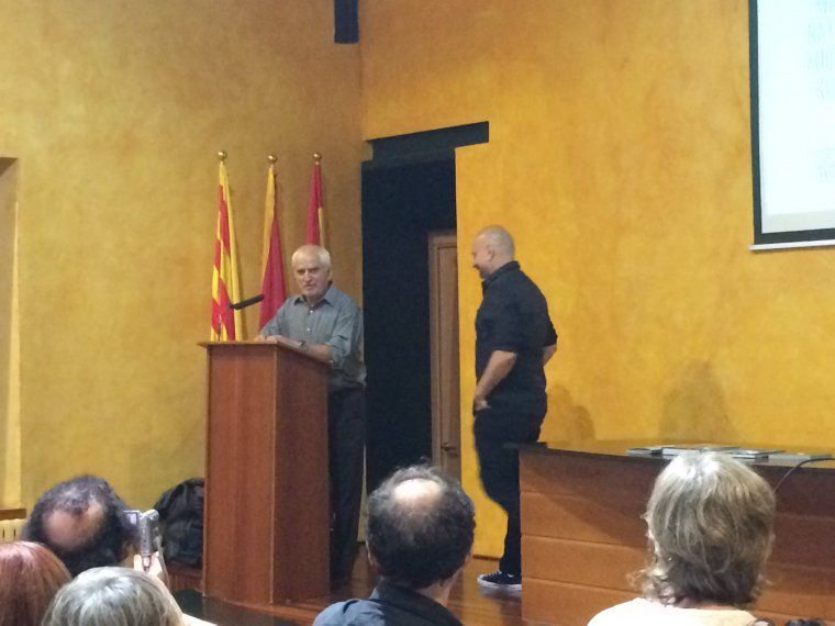 El fotògraf rubinenc Josep Maria Roset durant la inauguració de La Nuu