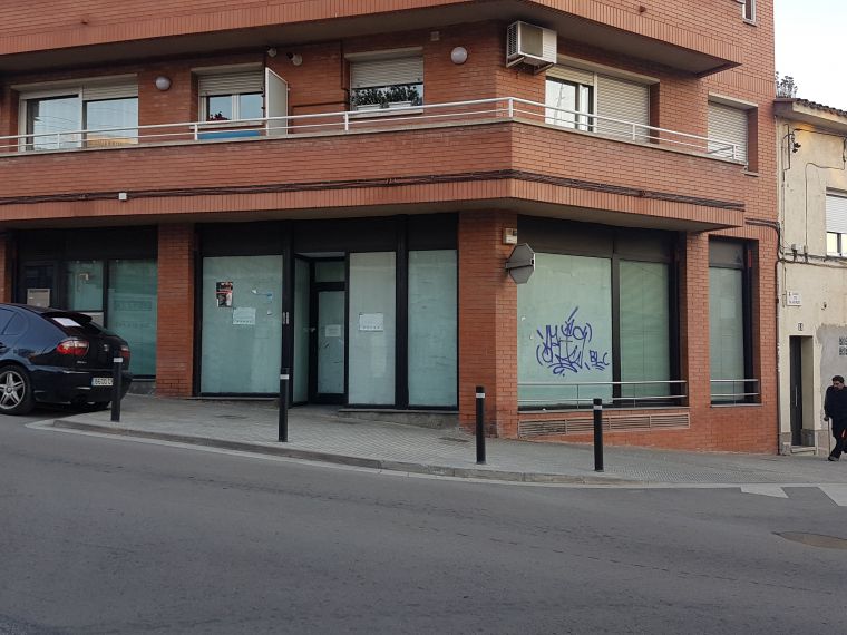 Les oficines bancàries s'han anat tancant a Rubí