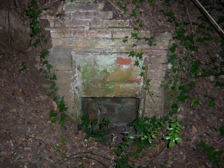 La font de Can Guilera s'ubica més al nord del terme de Rubí