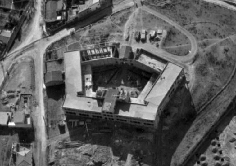 Fotografia aèria del col·legi Maristes de Rubí, el 3 de gener de 1965