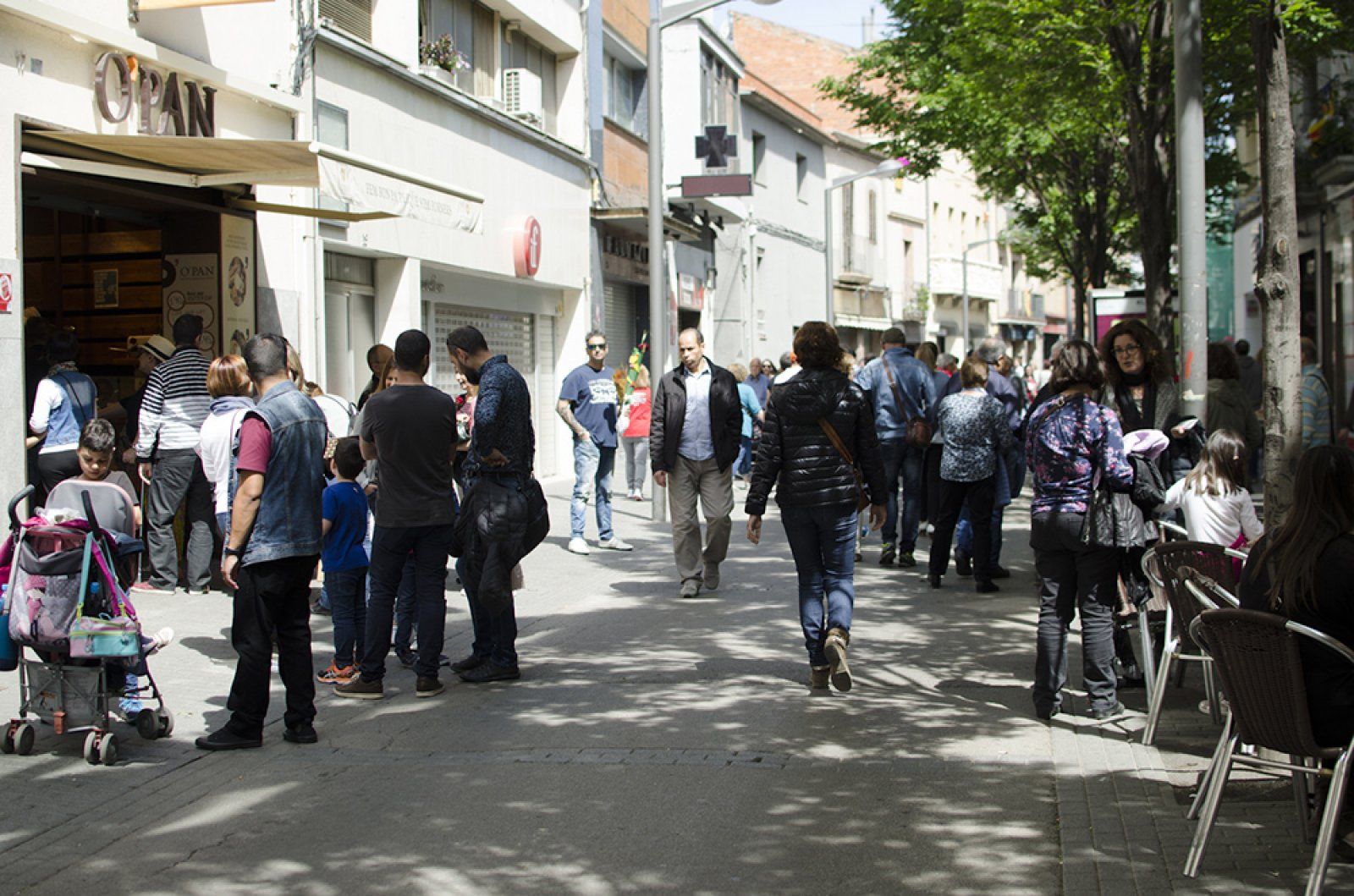 Barcelona i l'àrea metropolitana, on s'inclou Rubí, és una de les zones on menys es parla el català. 