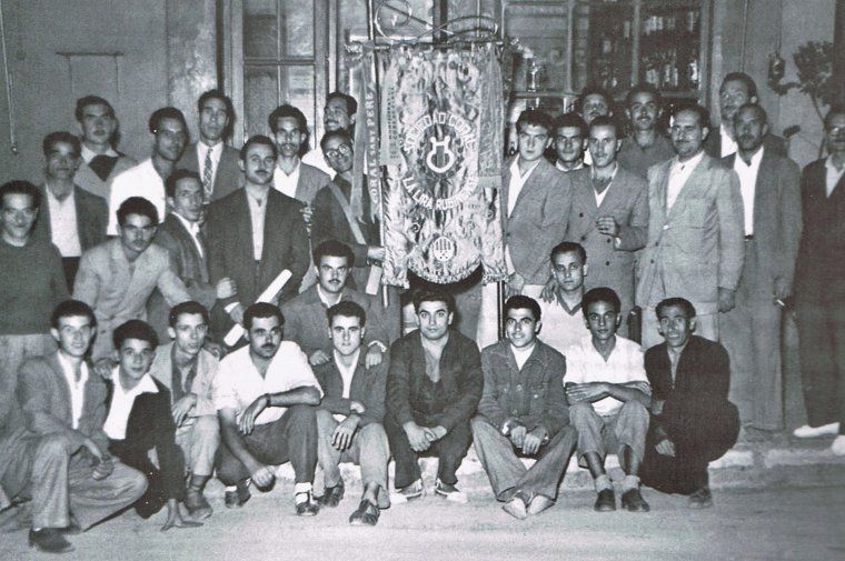 La coral "Lira rubinense" amb el mestre Rusiñol