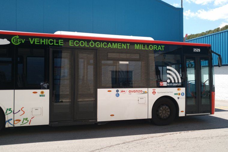 Els autobusos de RubíBus ja disposen de WiFi gratuït