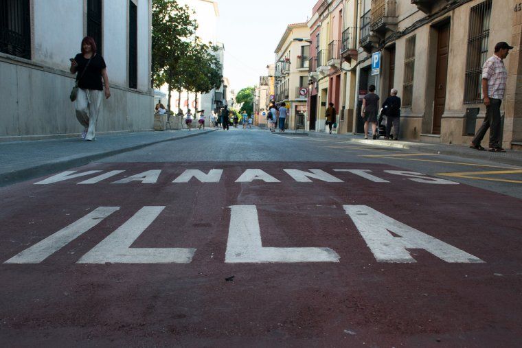 El tram de l'illa integrat pels carrers Maximí Fornés, Pere Esmendia i Doctor Turró funciona les 24 hores tots els dies de la setmana