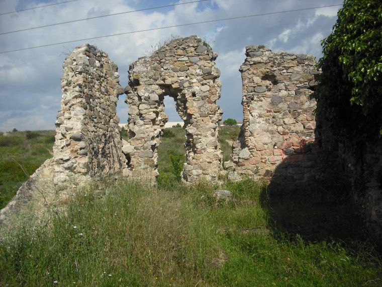 Les restes de l'ermita de Sant Genís