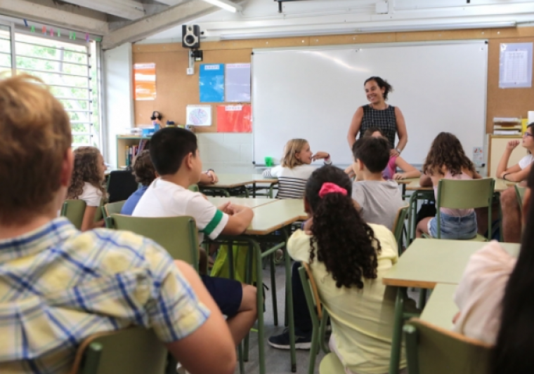 Alumnes en una classe