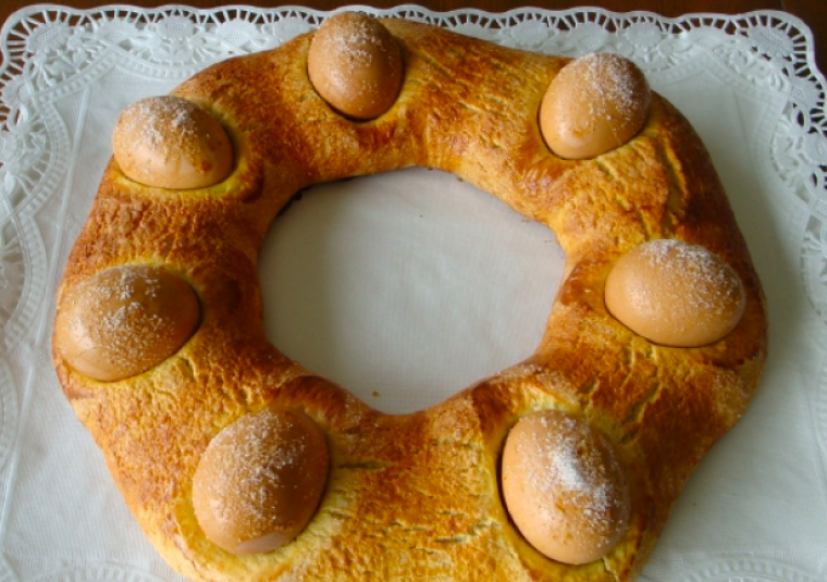 Exemple de Mona de Pasqua tradicional