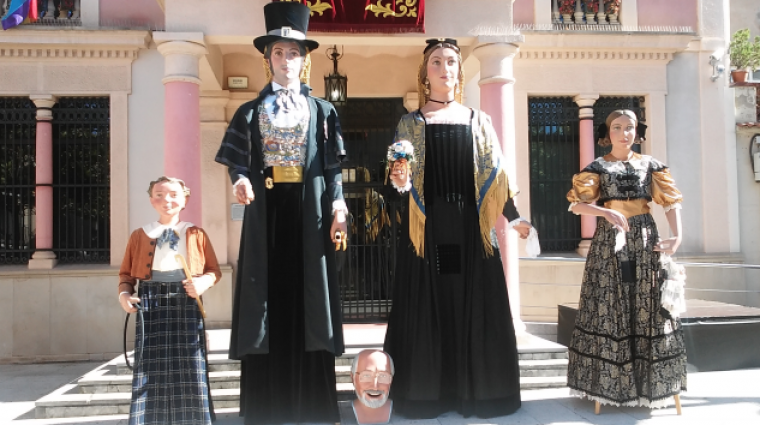 Els Gegants i gegantons de la ciutat: Galderic, Roc, Paula i Laia