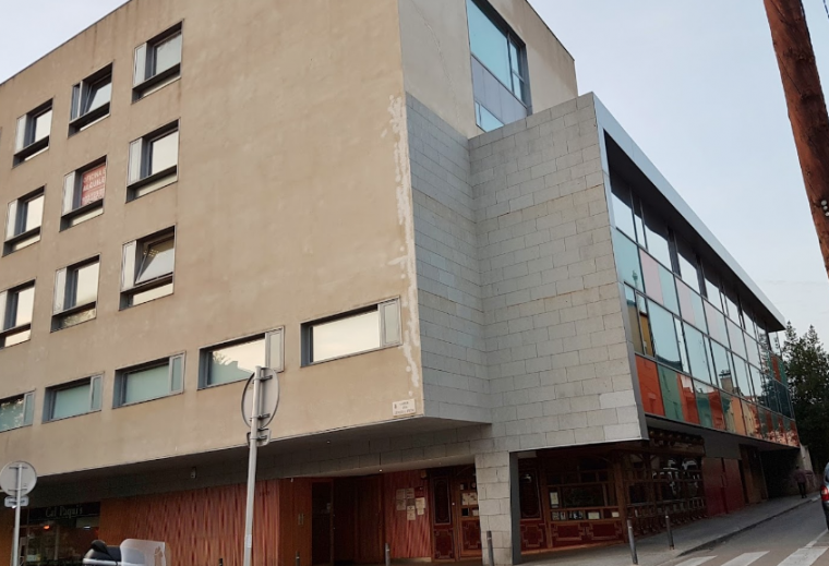 La seu de serveis socials de Rubí està al carrer General Prim. 