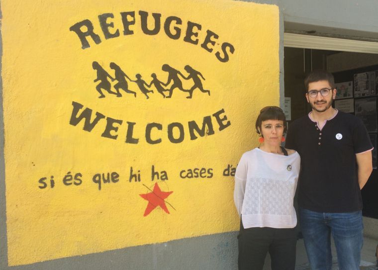 Betlem Cañizar, portaveu de l'AUP, i Ferran Monterde, a les portes del CRAC