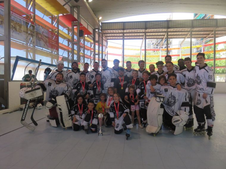 Triplet dels playoffs del Campionat de Catalunya d'Hoquei Línia del HCR