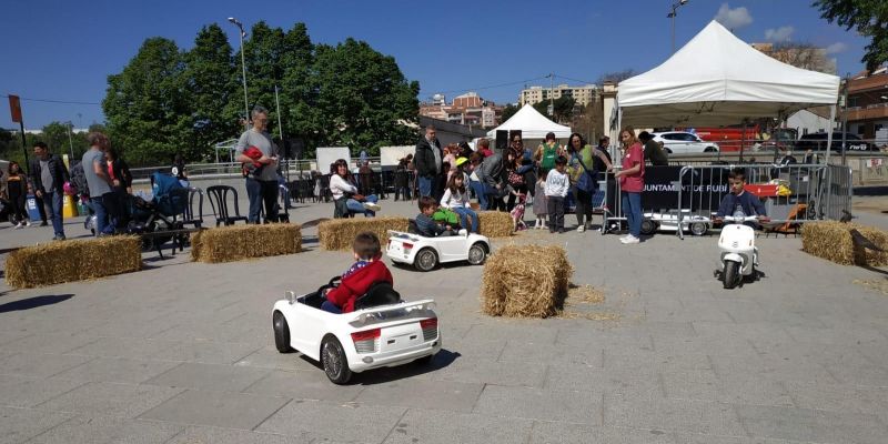 Una activitat infantil en una edició anterior de la Fira del Dia de la Terra. FOTO: Redacció