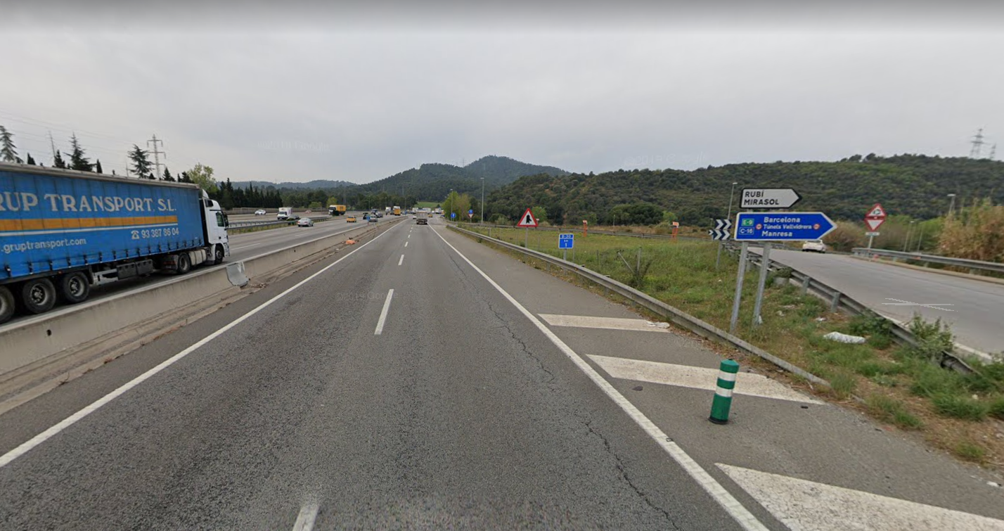 La proposta d'establir un peatge està impulsada per l’últim episodi de contaminació que va afectar Barcelona | Google Maps