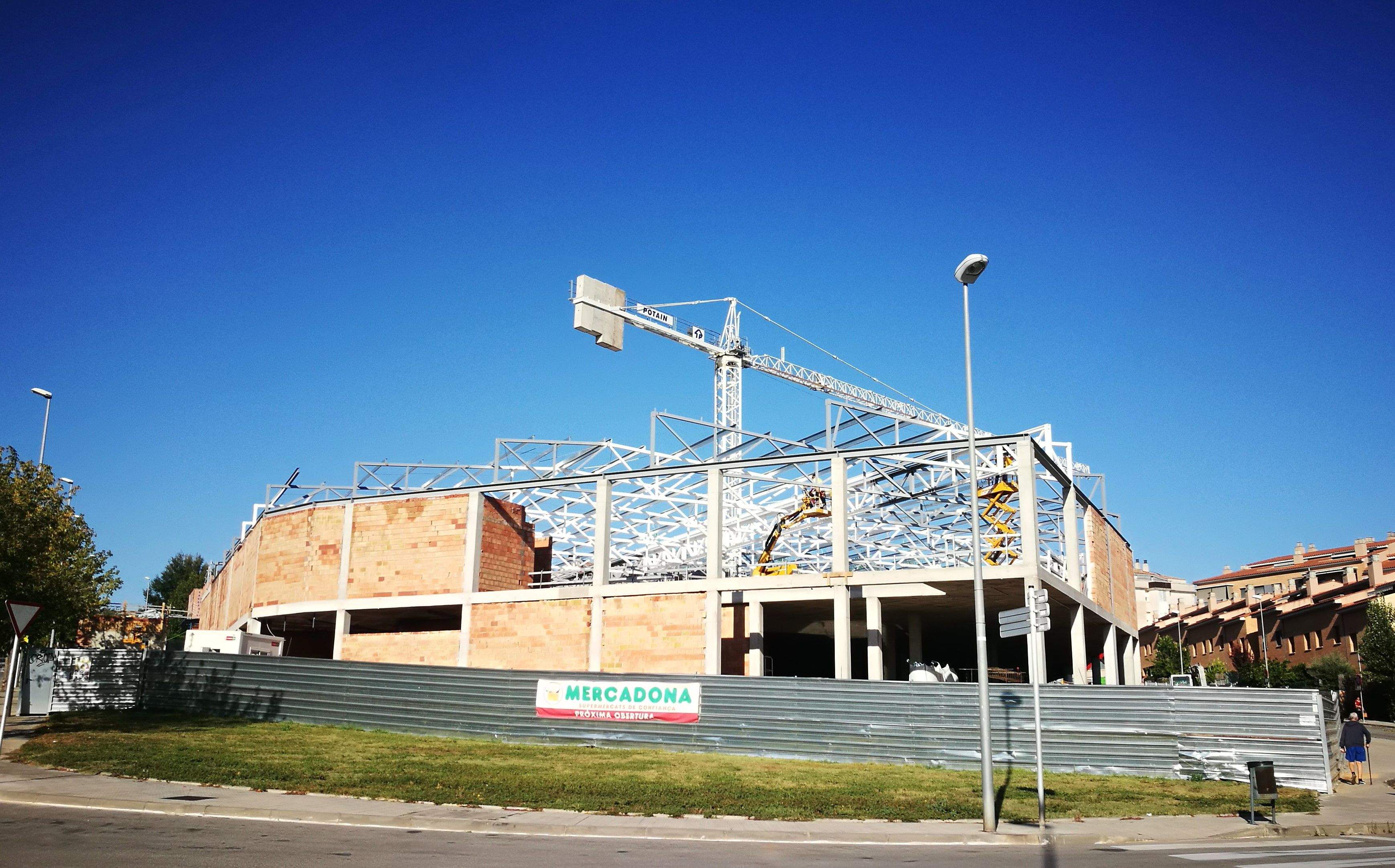 Obres per finalitzar el nou centre de Mercadona a Rubí