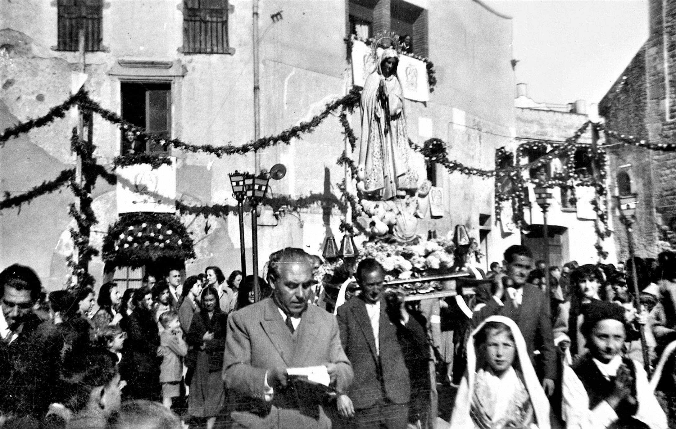 Fotografia d’autor desconegut, que procedeix de la família Janer-Carrera i que es troba a l’Arxiu Municipal de Rubí