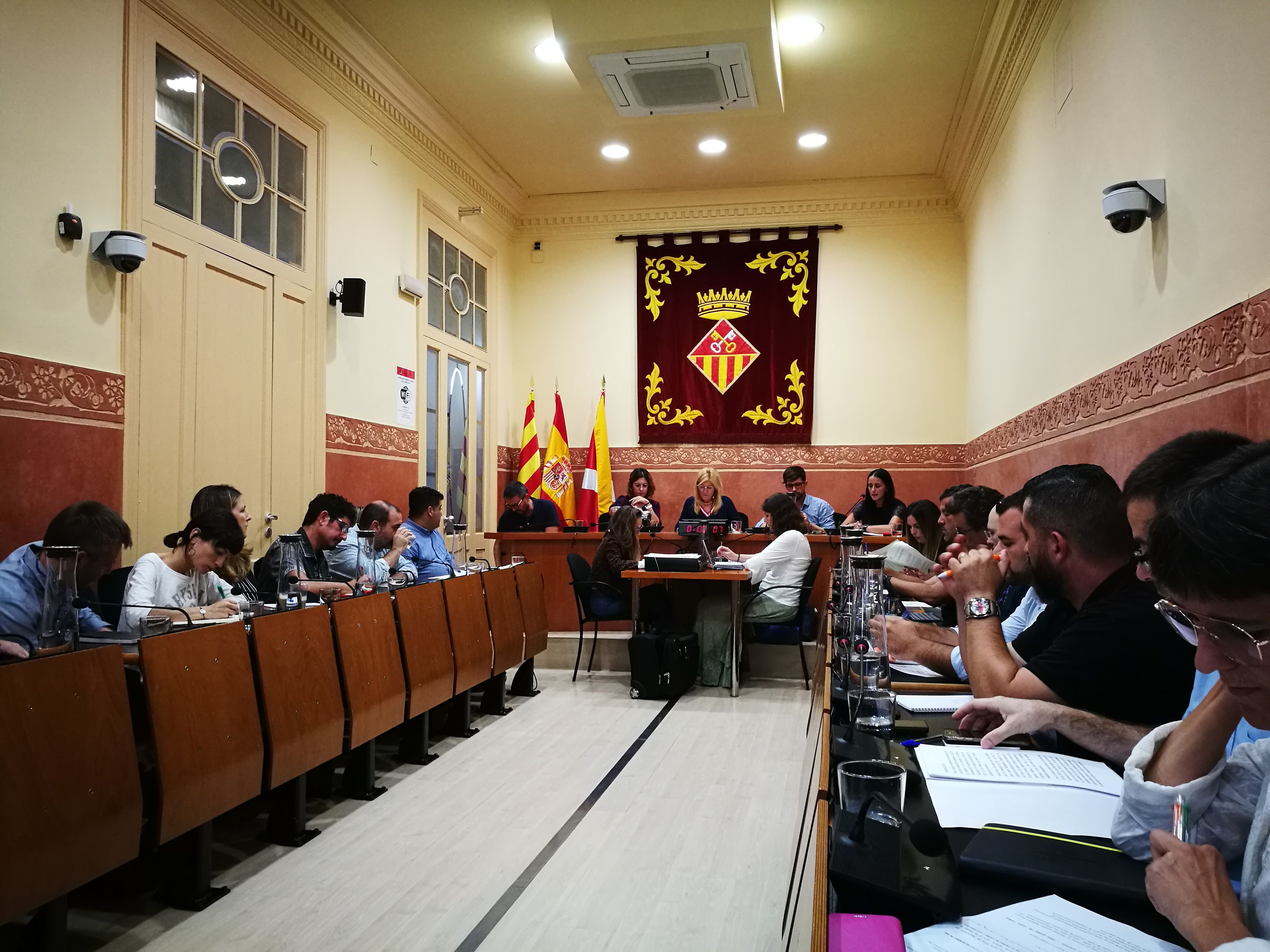 Ple municipal del 7 d'octubre. FOTO: Redacció