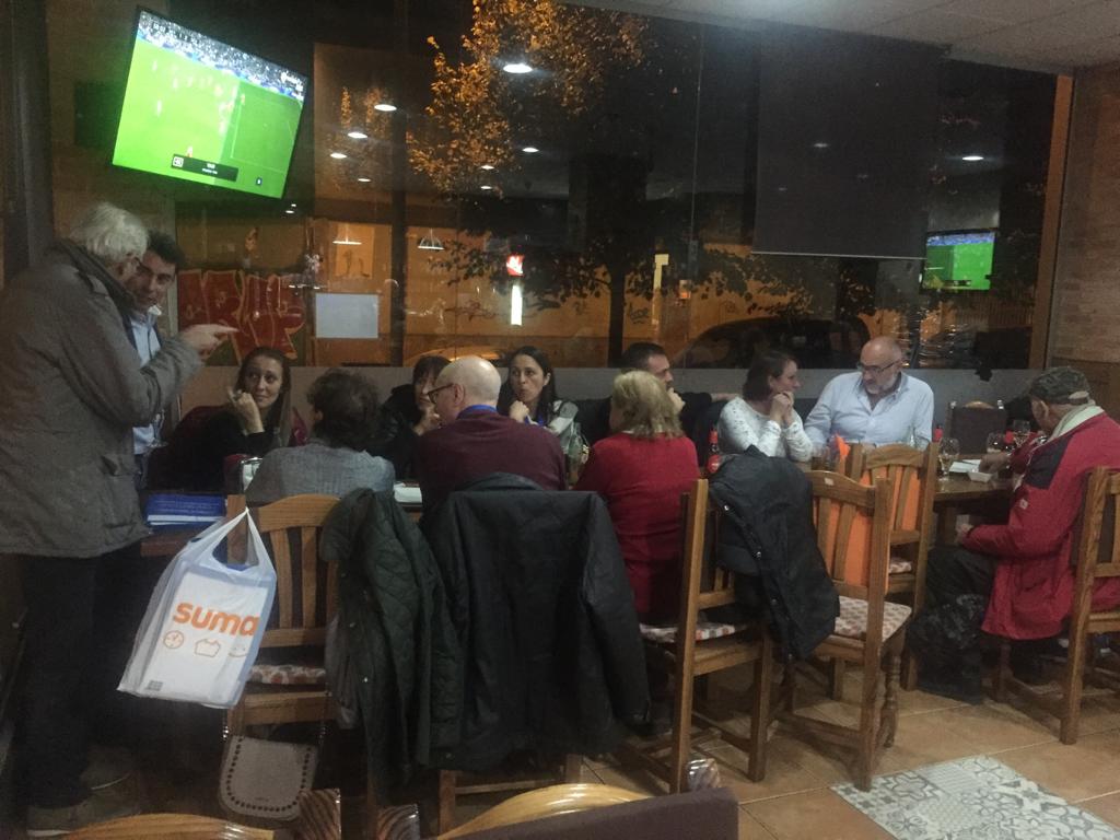 El PP de Rubí ha seguit les eleccions des del bar El Barrio de Rubí. FOTO: Cedida