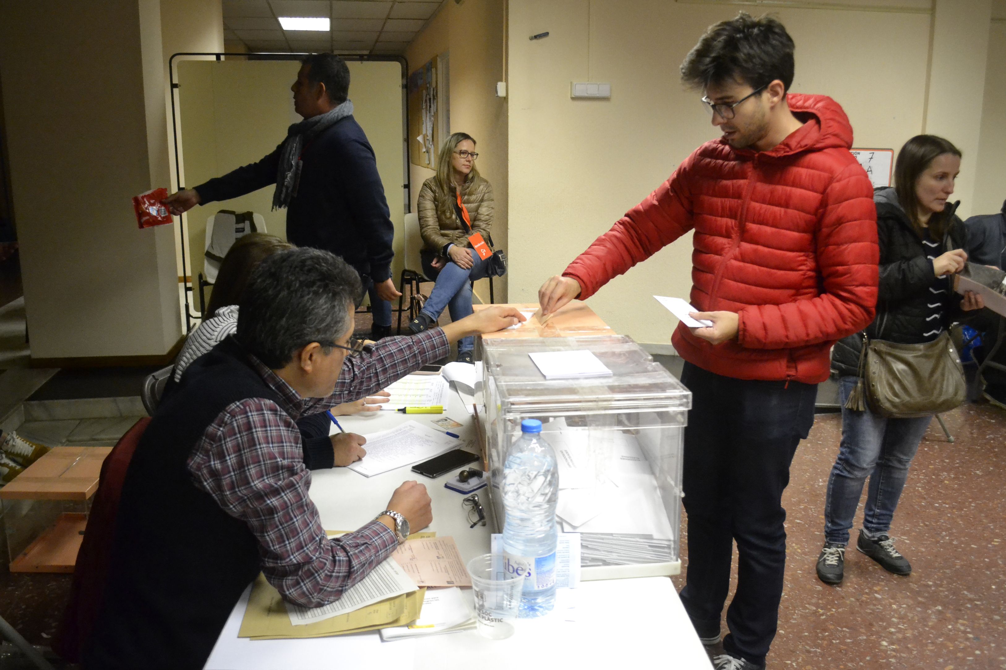  Eleccions generals Rubí 10-N. FOTO: Marcel Marsal