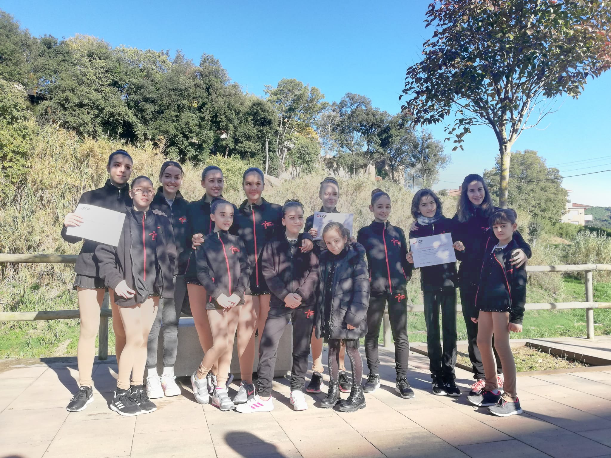 Algunes patinadores del CPA de Rubí van competir a Caldes d'Estrac. FOTO: Cedida