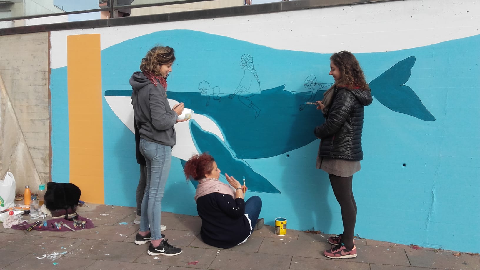 Les obres les han portat a terme quatre muralistes i grafiters a proposta de RubÍ Solidari per commemorar la declaració universal dels Drets Humans. FOTO: Cedida