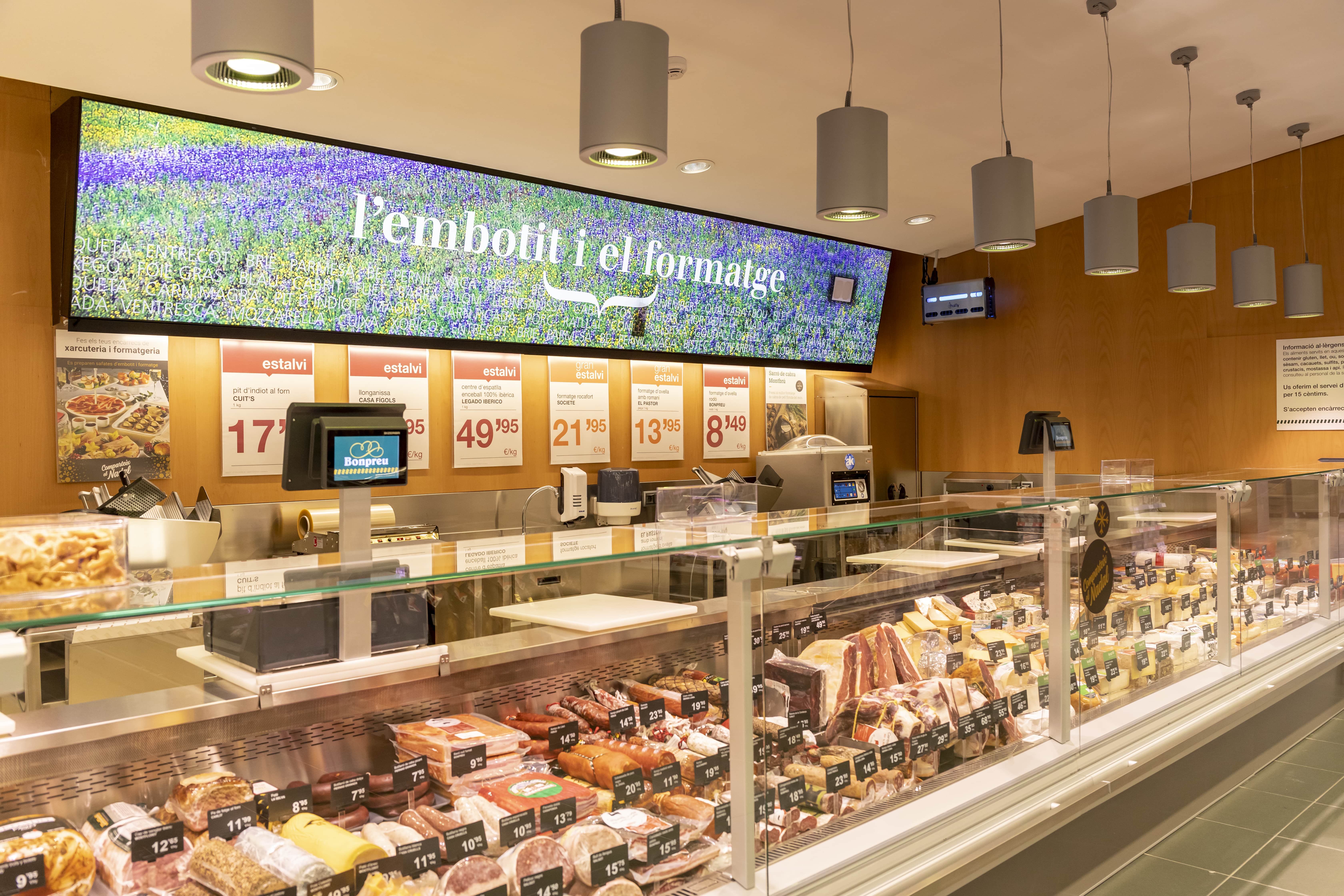 Interior d'un establiment Bon Preu, propietari de Bonpreu, Esclat, EsclatOiI i BonpreuEsclat online. FOTO: ACN