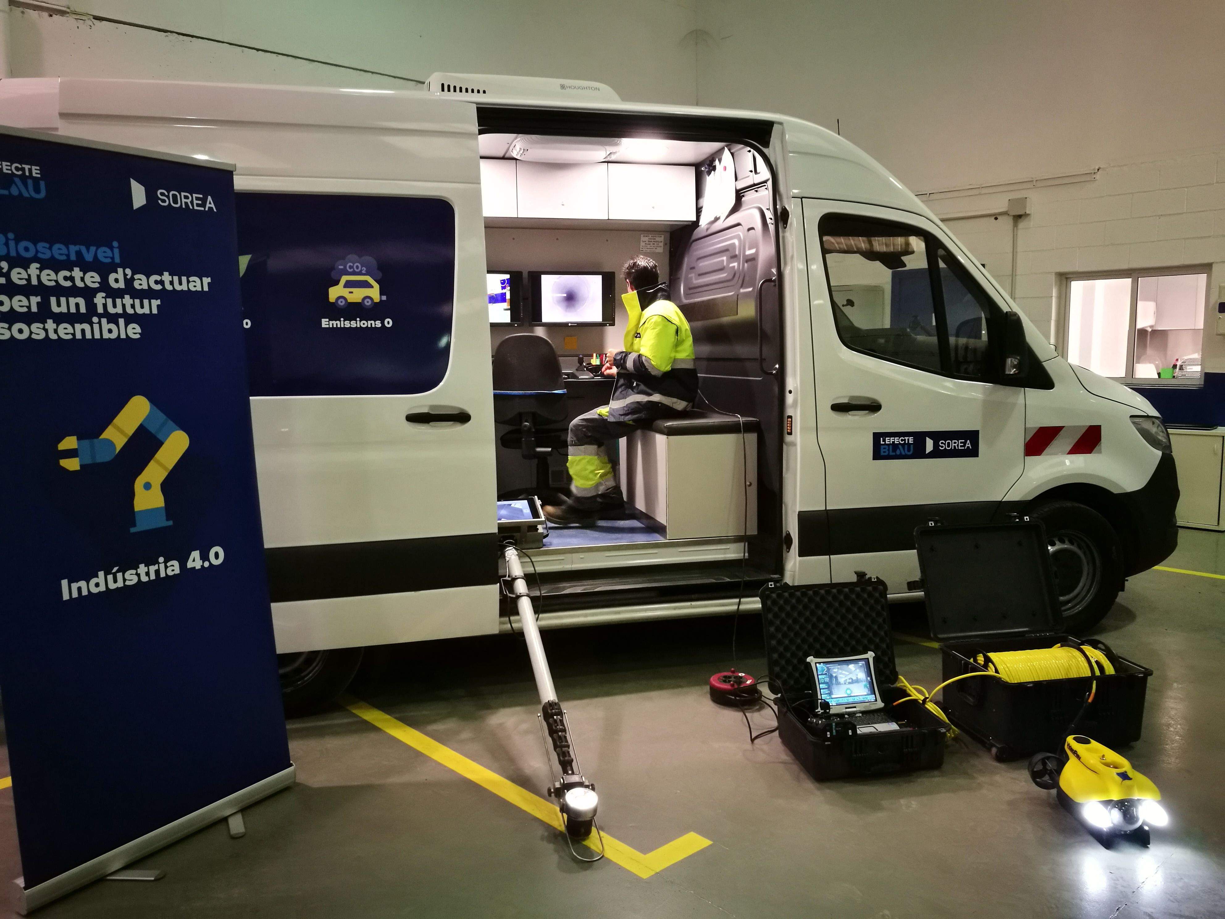 Un dels vehicles de SOREA  a la presentació del nou bioservei. FOTO: Redacció