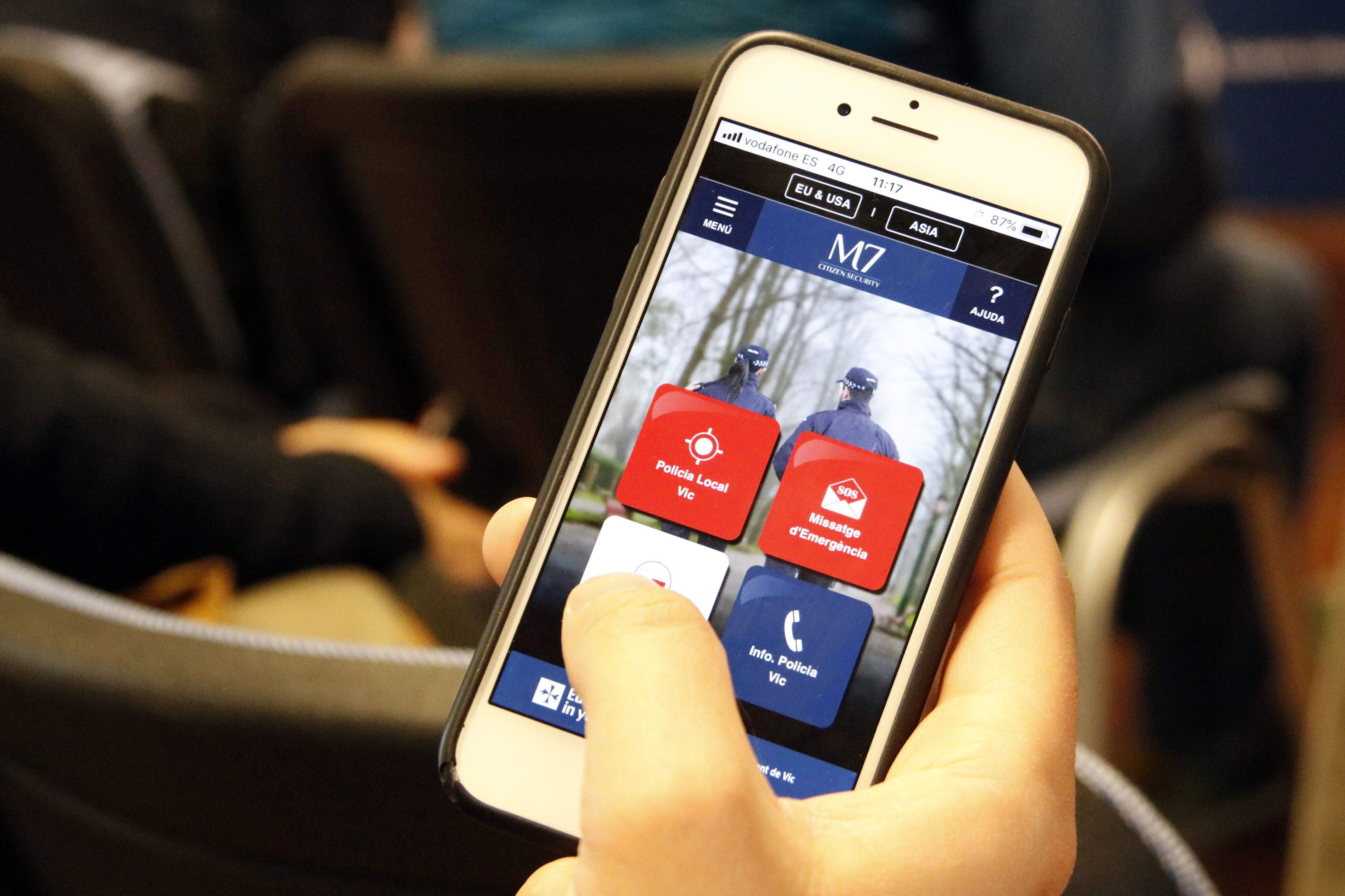 Amb l’APP 'M7 Citizen Security' es poden denunciar situacions d'inseguretat ciutadana o incivisme. FOTO: ACN