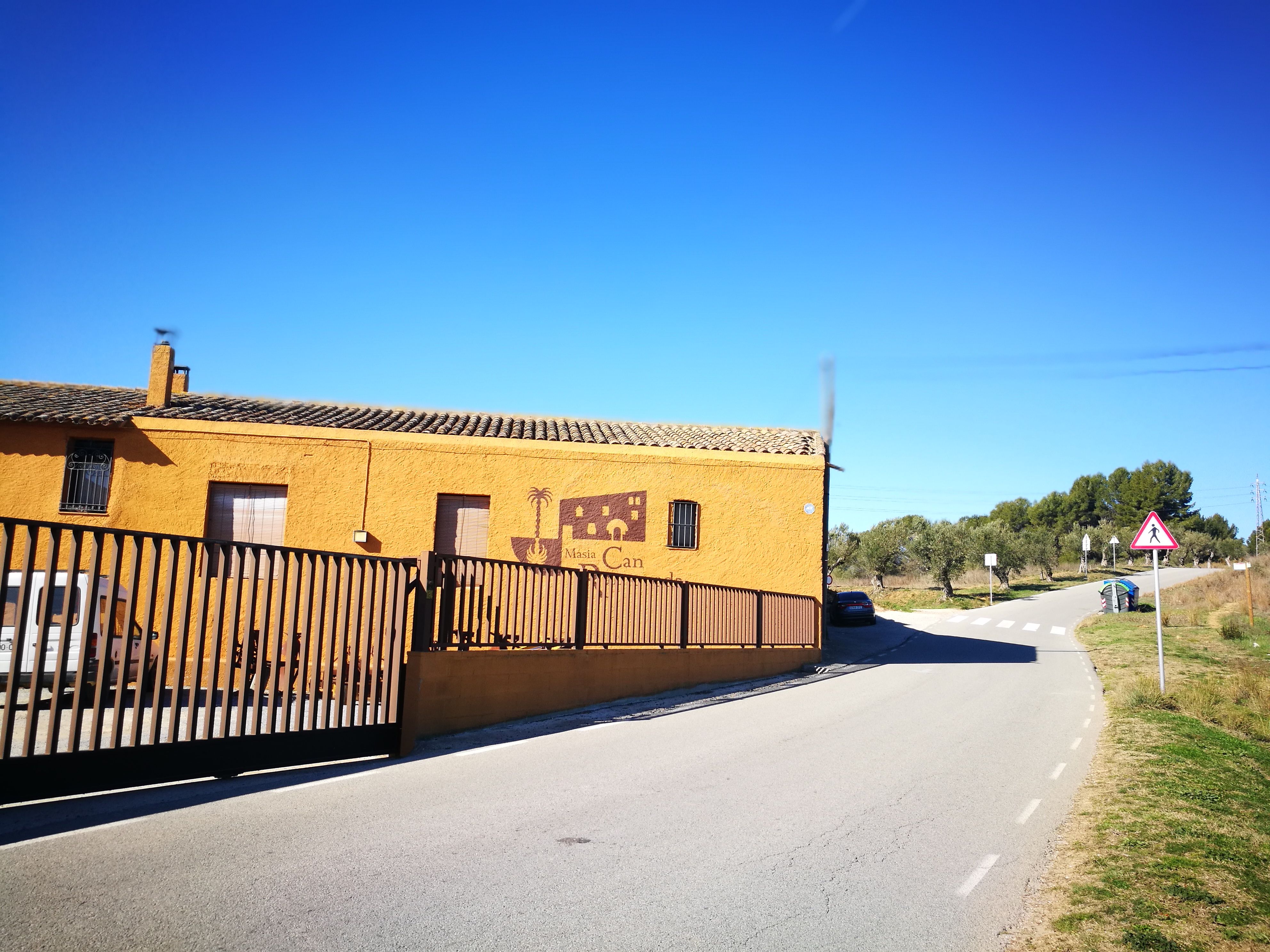 La masia de Can Ramoneda. FOTO: Redacció La masia de Can Ramoneda. FOTO: Redacció