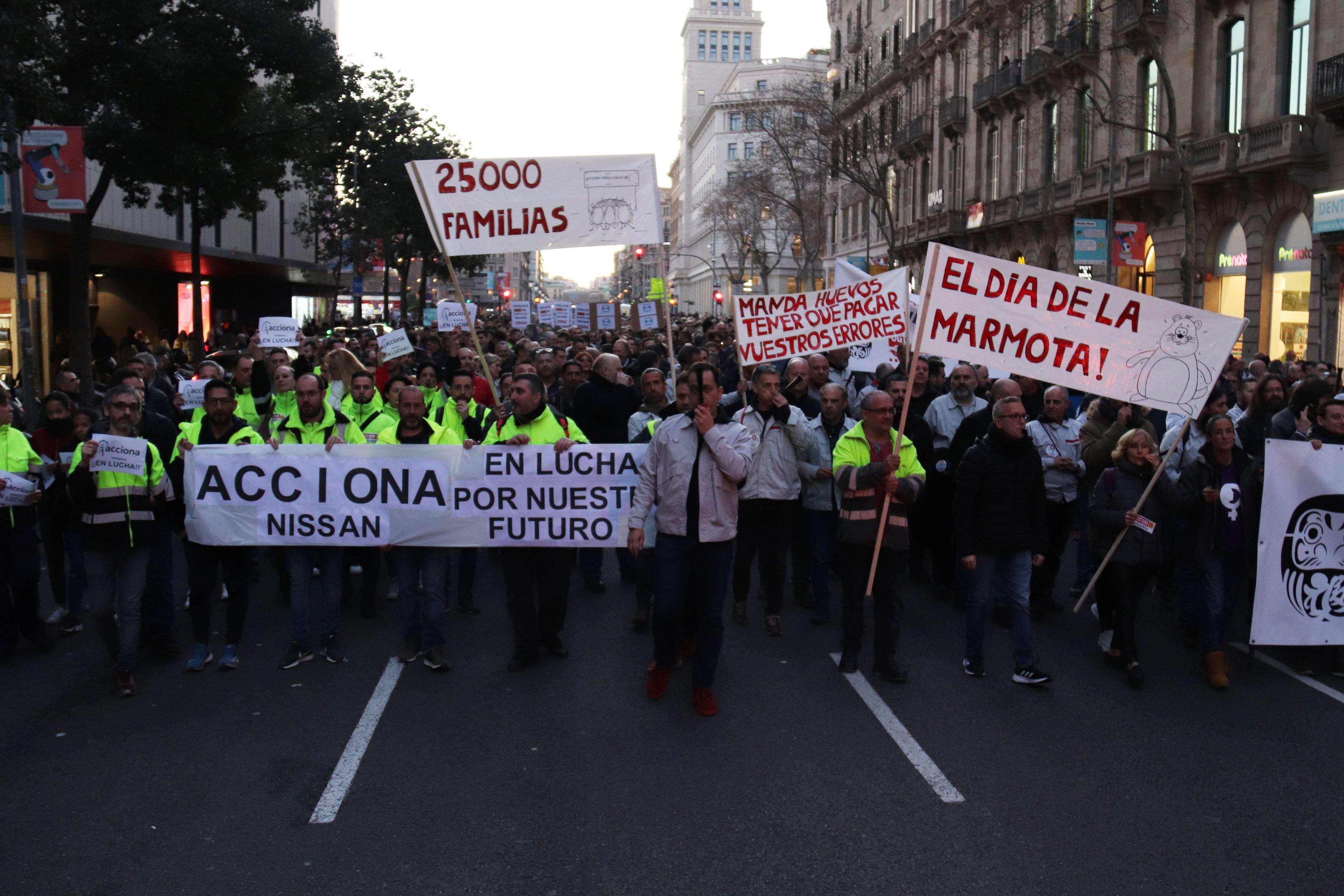 Manifestació de treballadors de Nissan pel centre de Barcelona. FOTO: ACN