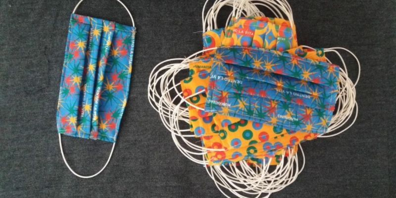 Les mascaretes elaborades per Robin Hat FOTO: Ajuntament de Sant Cugat Les mascaretes elaborades per Robin Hat FOTO: Ajuntament de Sant Cugat