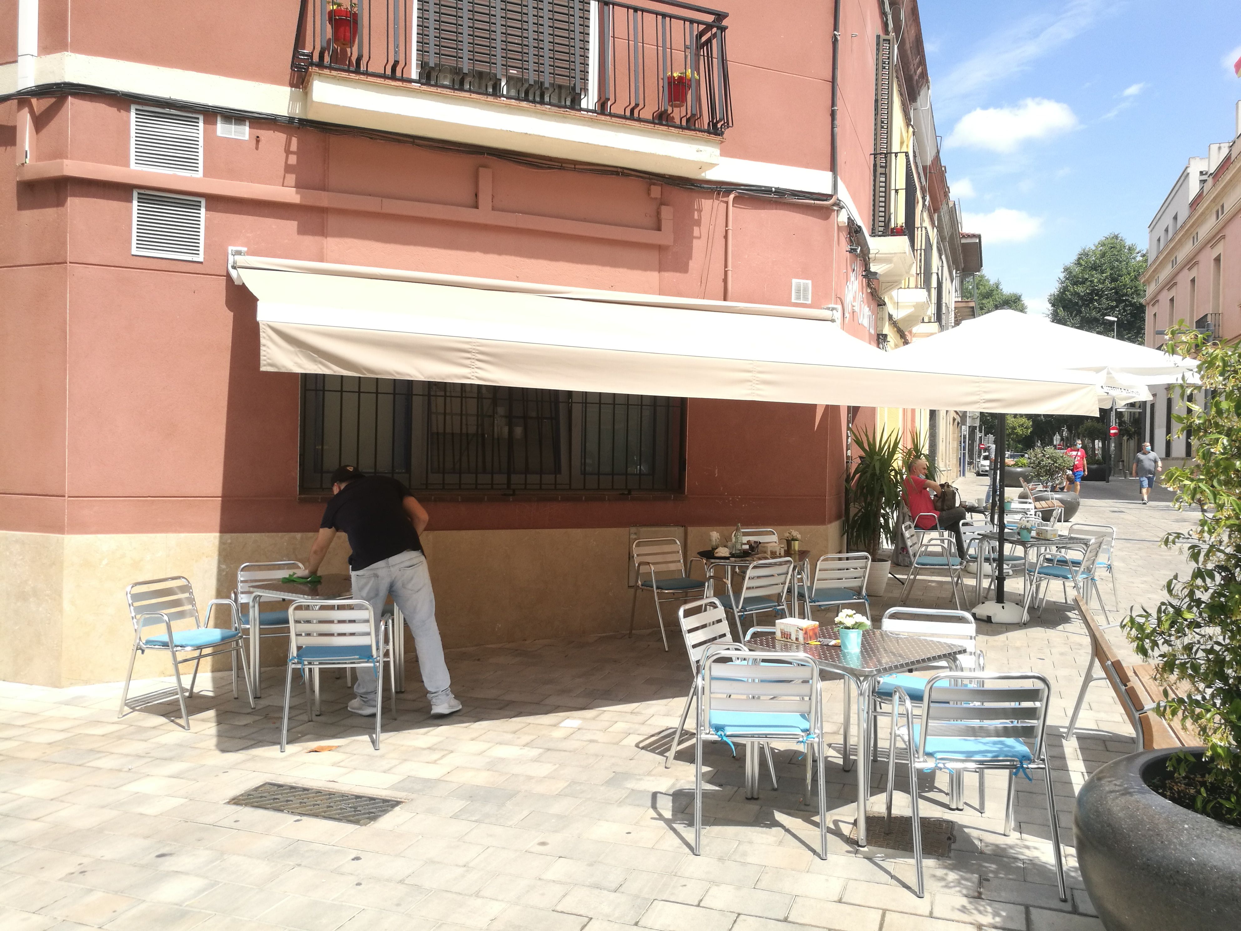 Esquerra Rubí manifesta que "el desconcert i la manca de claredat en aquesta mesura s'ha fet latent ràpidament en el sector". FOTO: Redacció