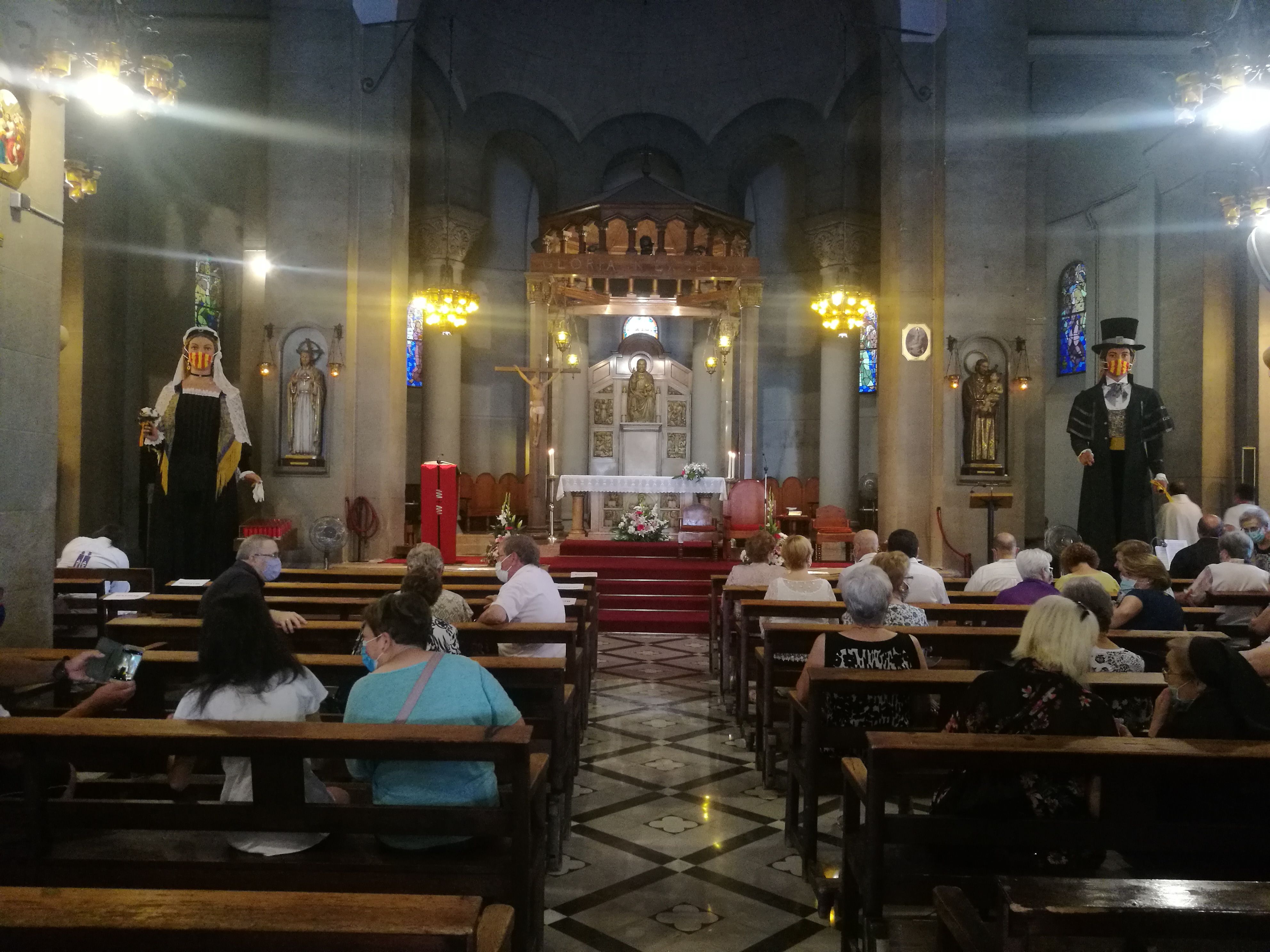 Missa solemne en honor al patró de la ciutat, a l'església de Sant Pere. FOTO: Redacció