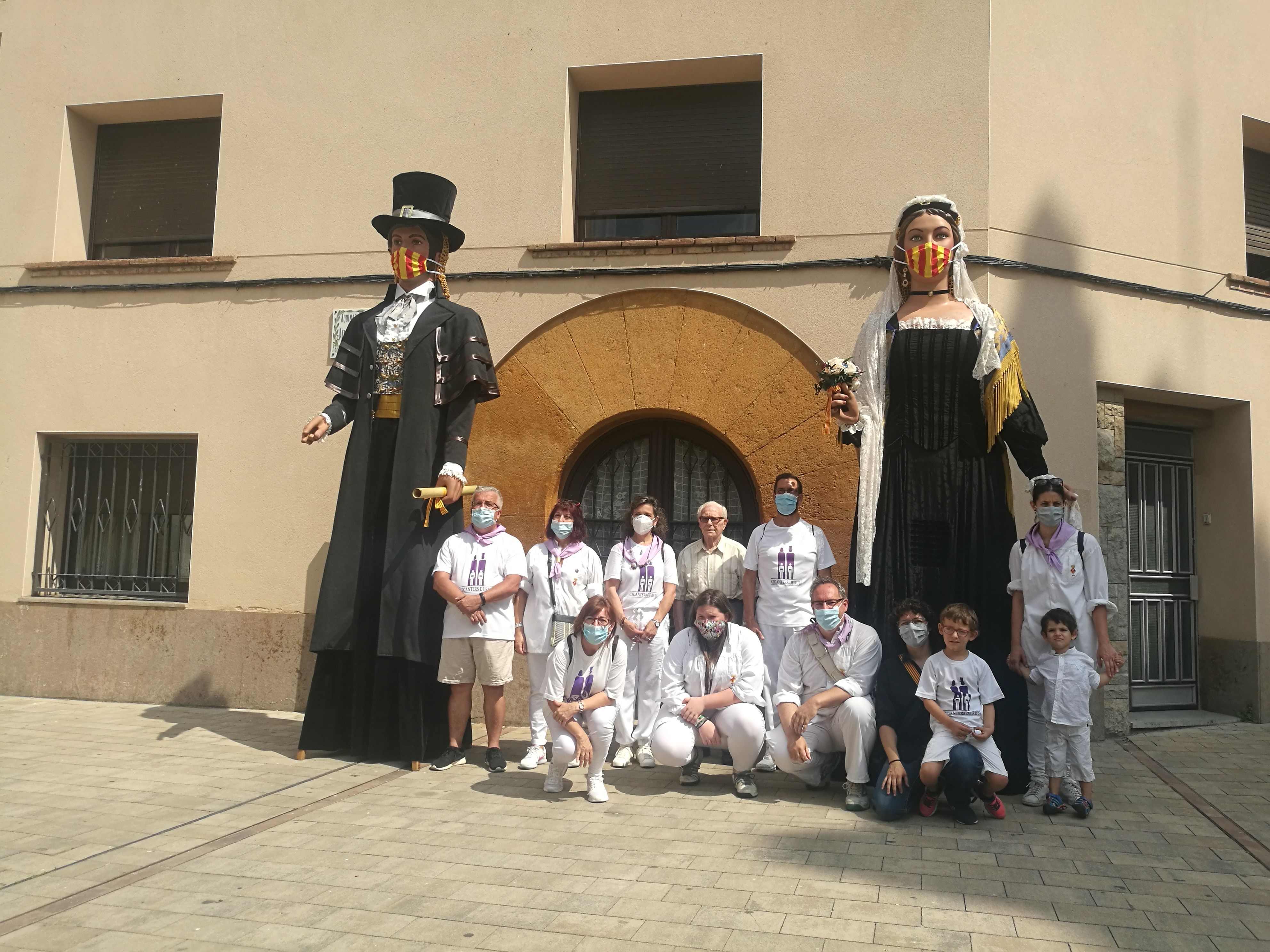 Membres de la Colla de Gegants de Rubí. FOTO: Redacció 