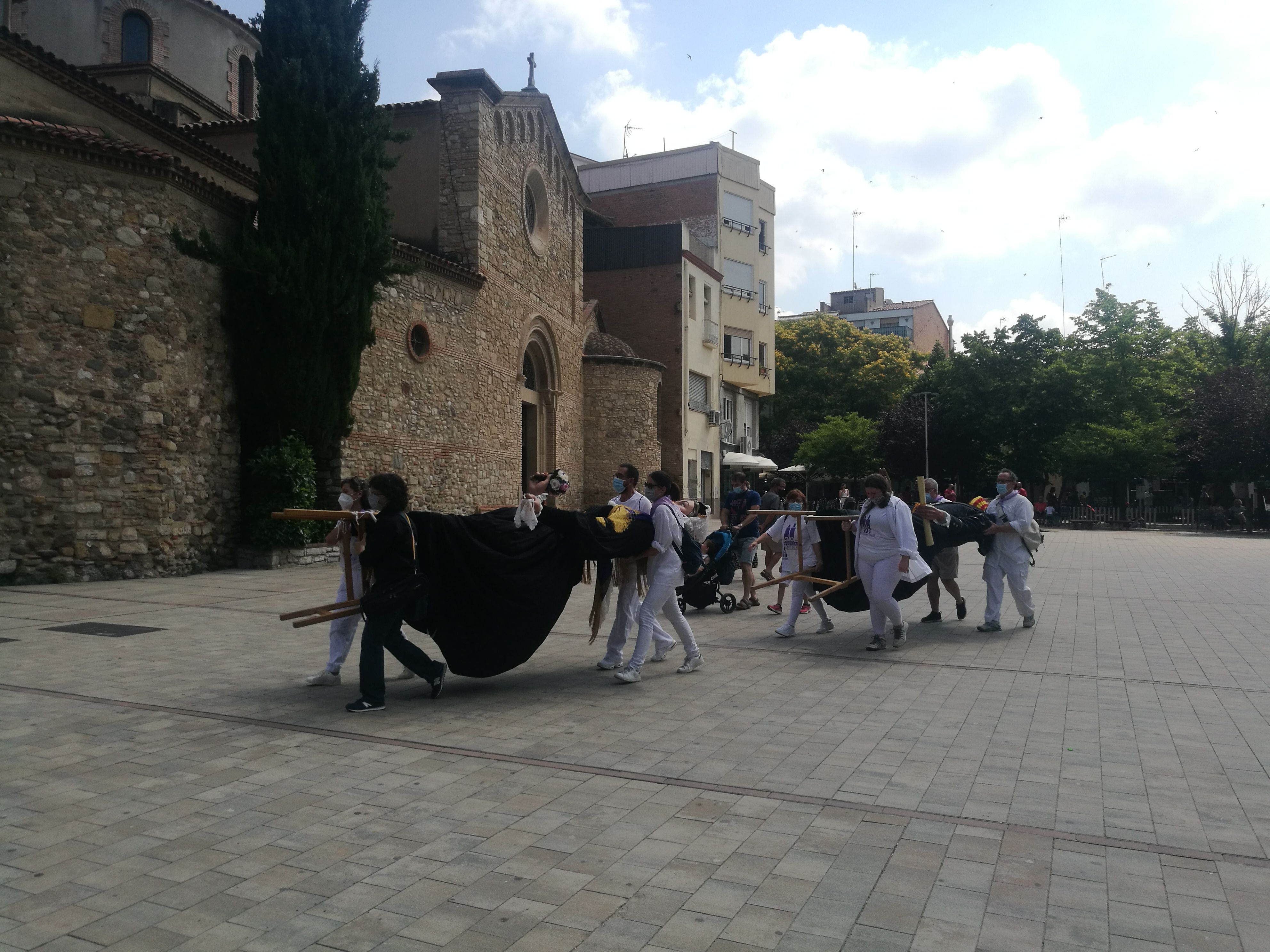 Els gegants de Rubí a la plaça Dr. Guardiet. FOTO: Redacció