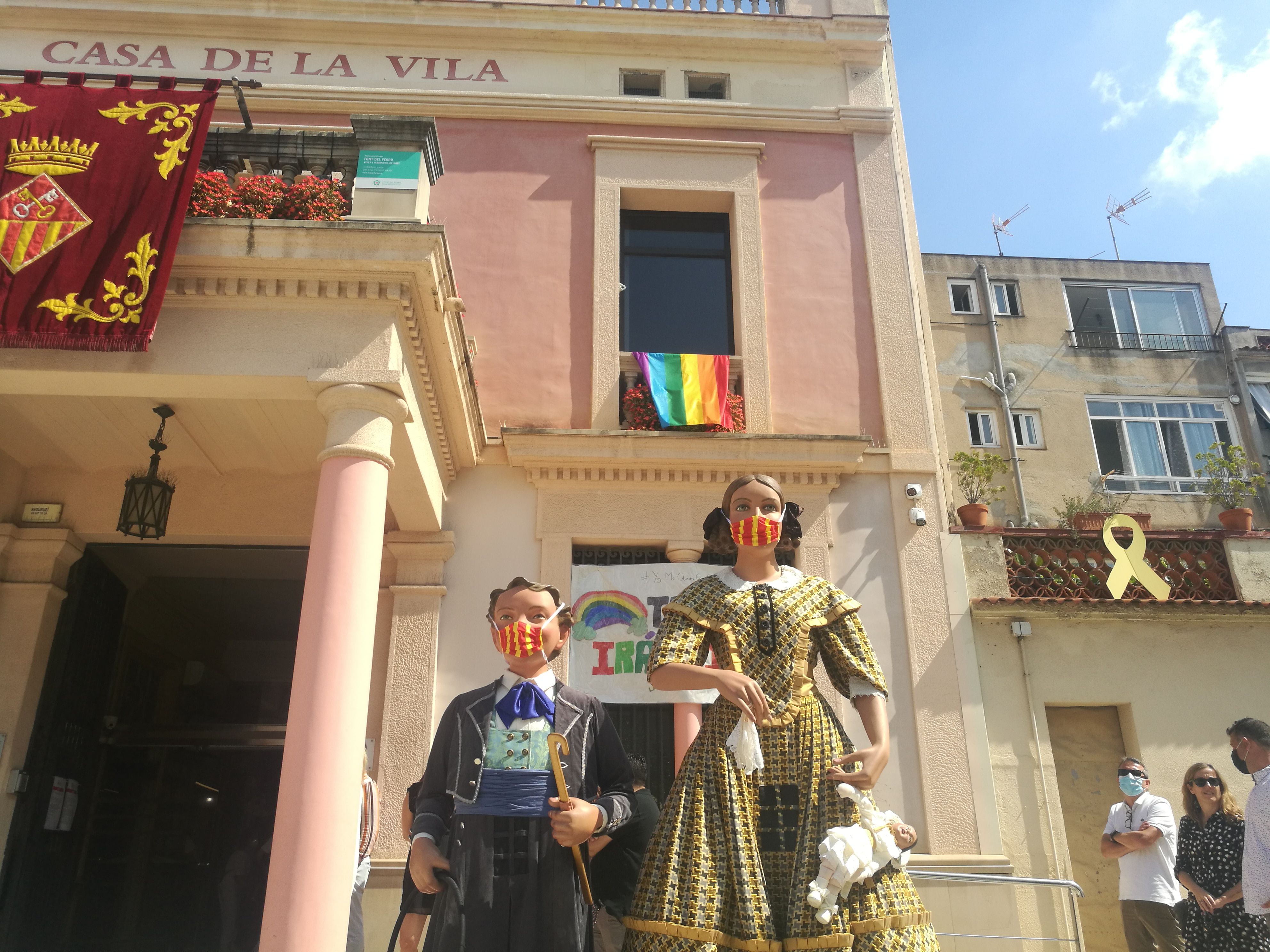 Els Gegants de Rubí a la plaça de l'Ajuntament. FOTO: Redacció