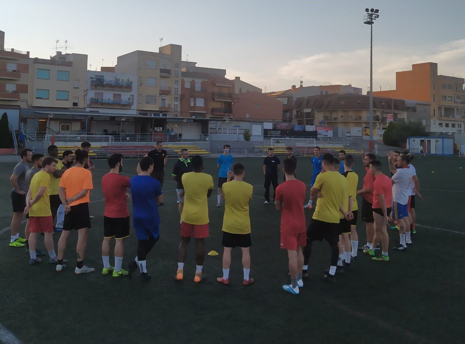 El primer equip del "Juventud 25 de Septiembre" torna als entrenaments. FOTO: Juventud 25 de Septiembre 