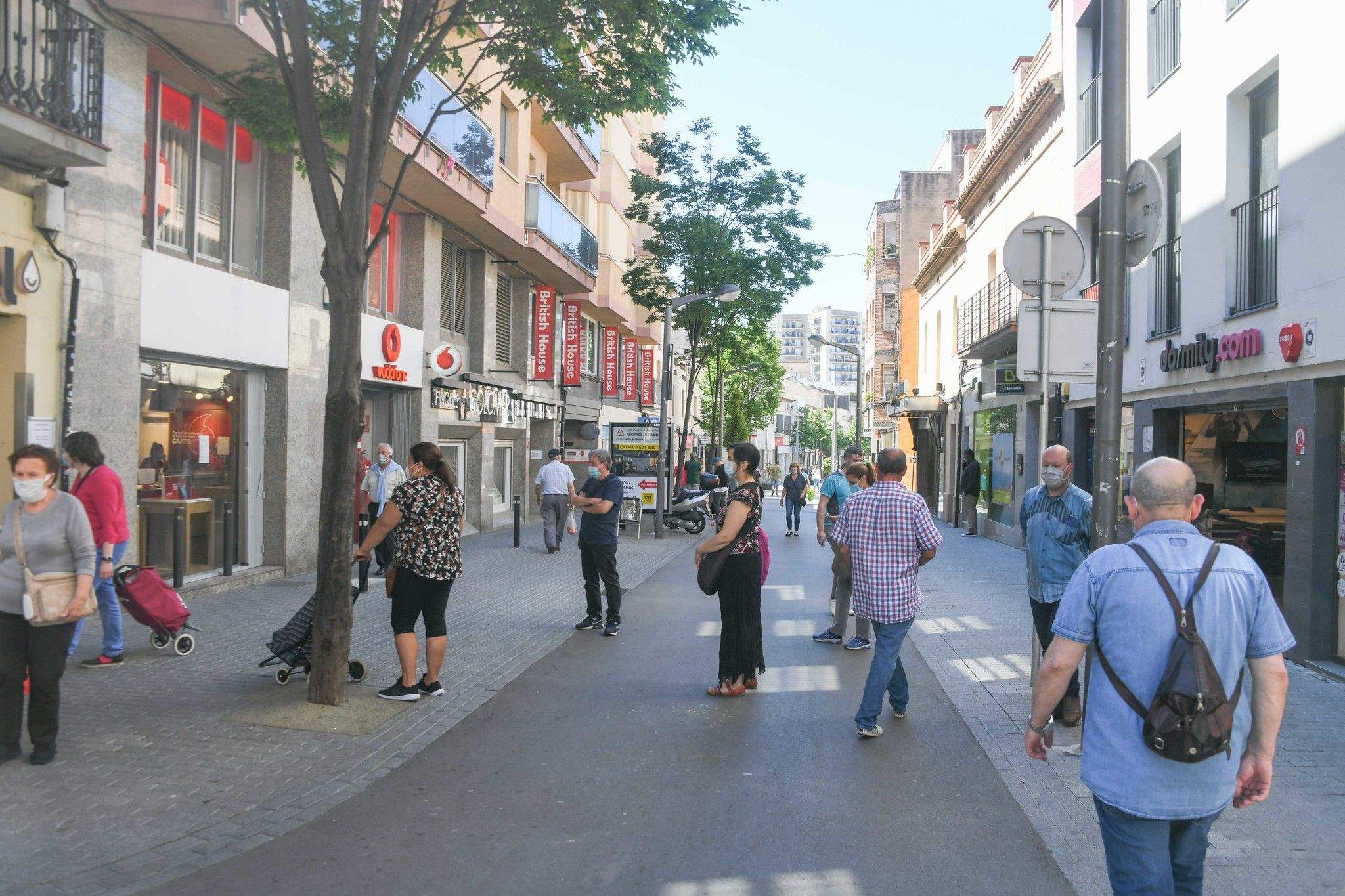 Persones amb mascareta a Rubí. FOTO: Ajuntament de Rubí