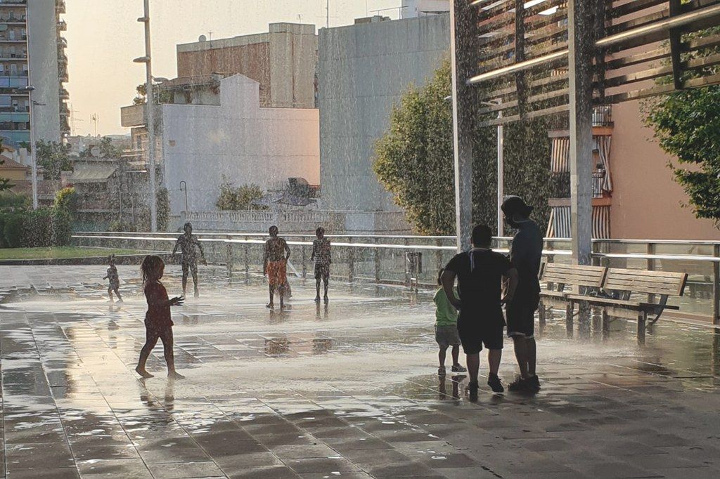 El consistori instal·la una font recreativa a la Rambla del Ferrocarril. FOTO: Ajuntament de Rubí