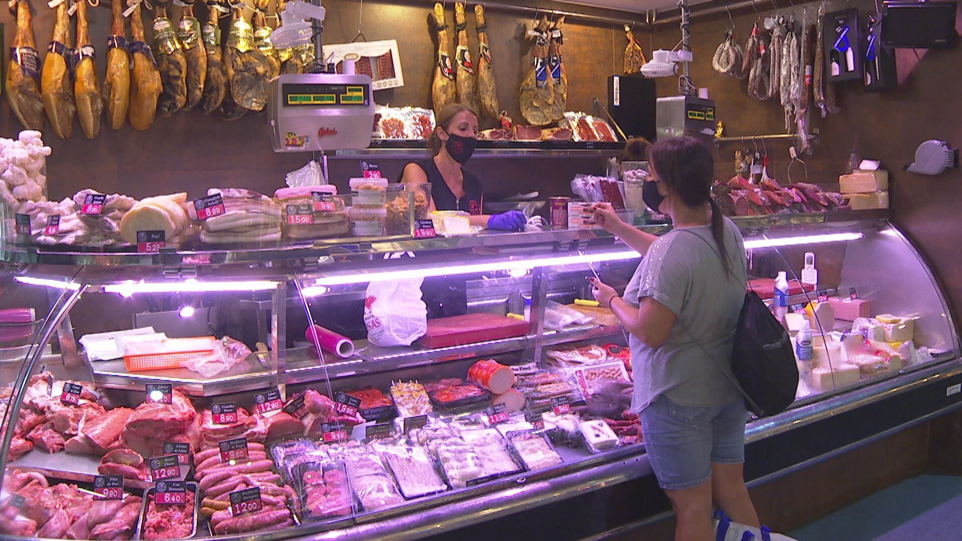 Bizum està entrant amb força als comerços, tan petits com grans. FOTO: Rubén Cabús