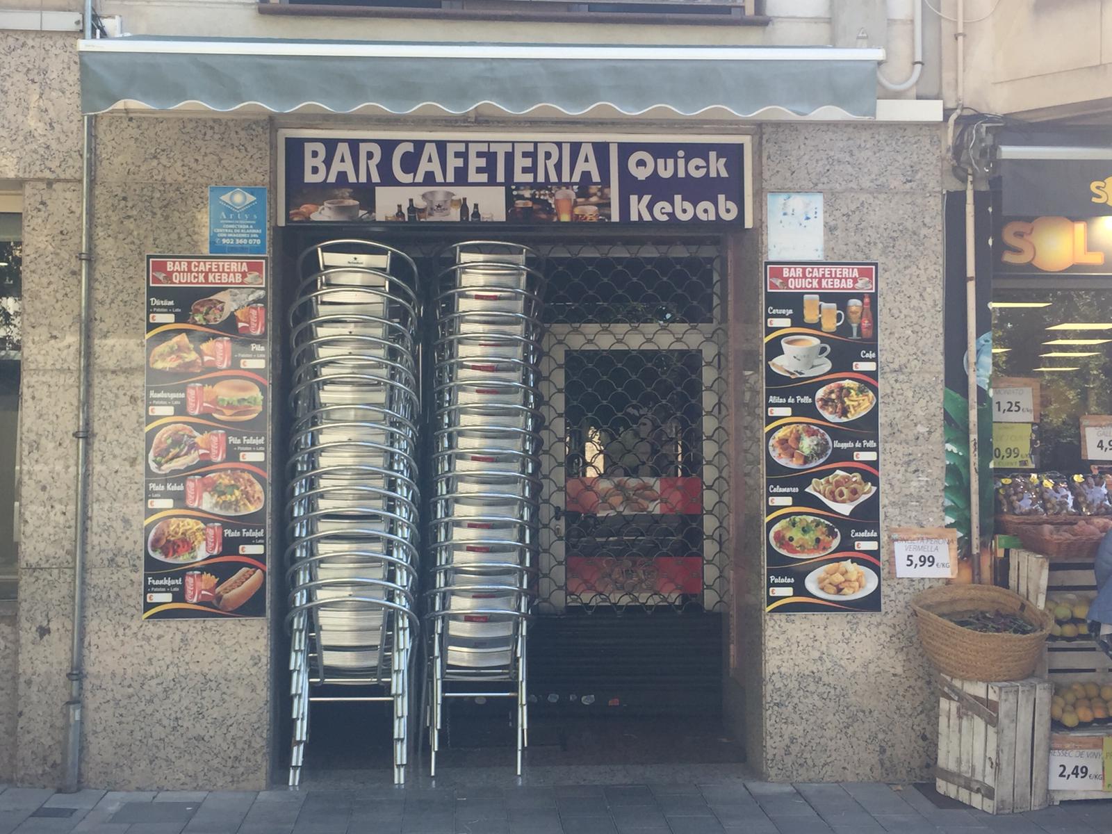 Bars i terrasses tancats després de l'aprovació de les noves restriccions. FOTO: Andrea Martínez