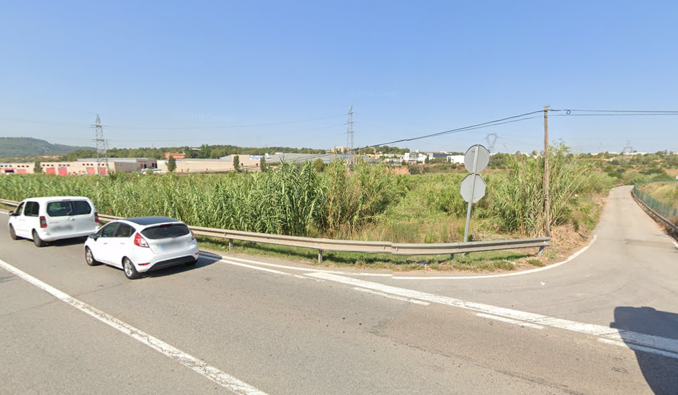 Dos ciclistes rubinencs morts i un de crític en un xoc amb un cotxe al Papiol. FOTO: Google Maps