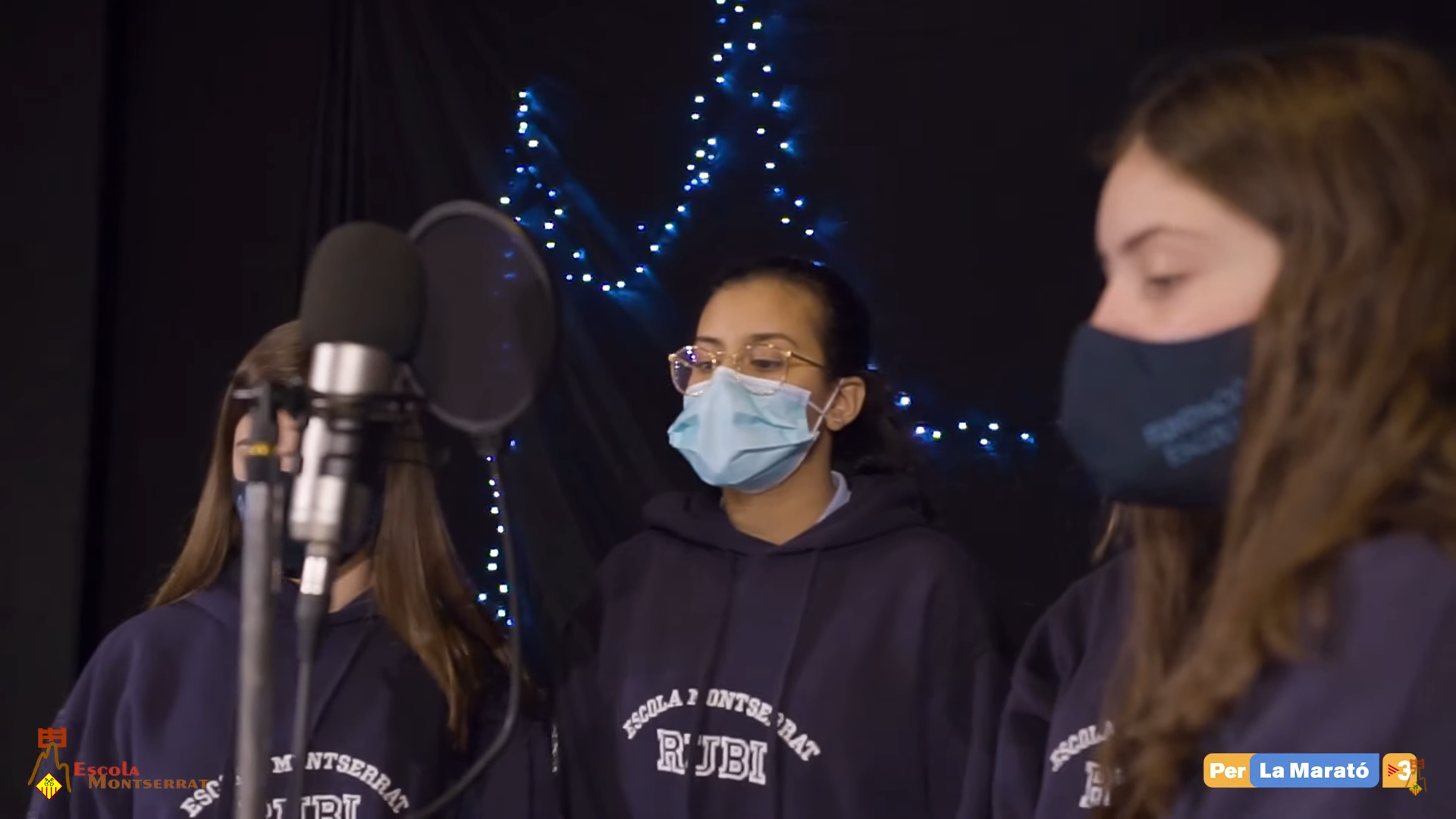 L'Escola Montserrat canta per la Marató de TV3 la cançó "Serem més forts". FOTO: Vídeo Escola Montserrat
