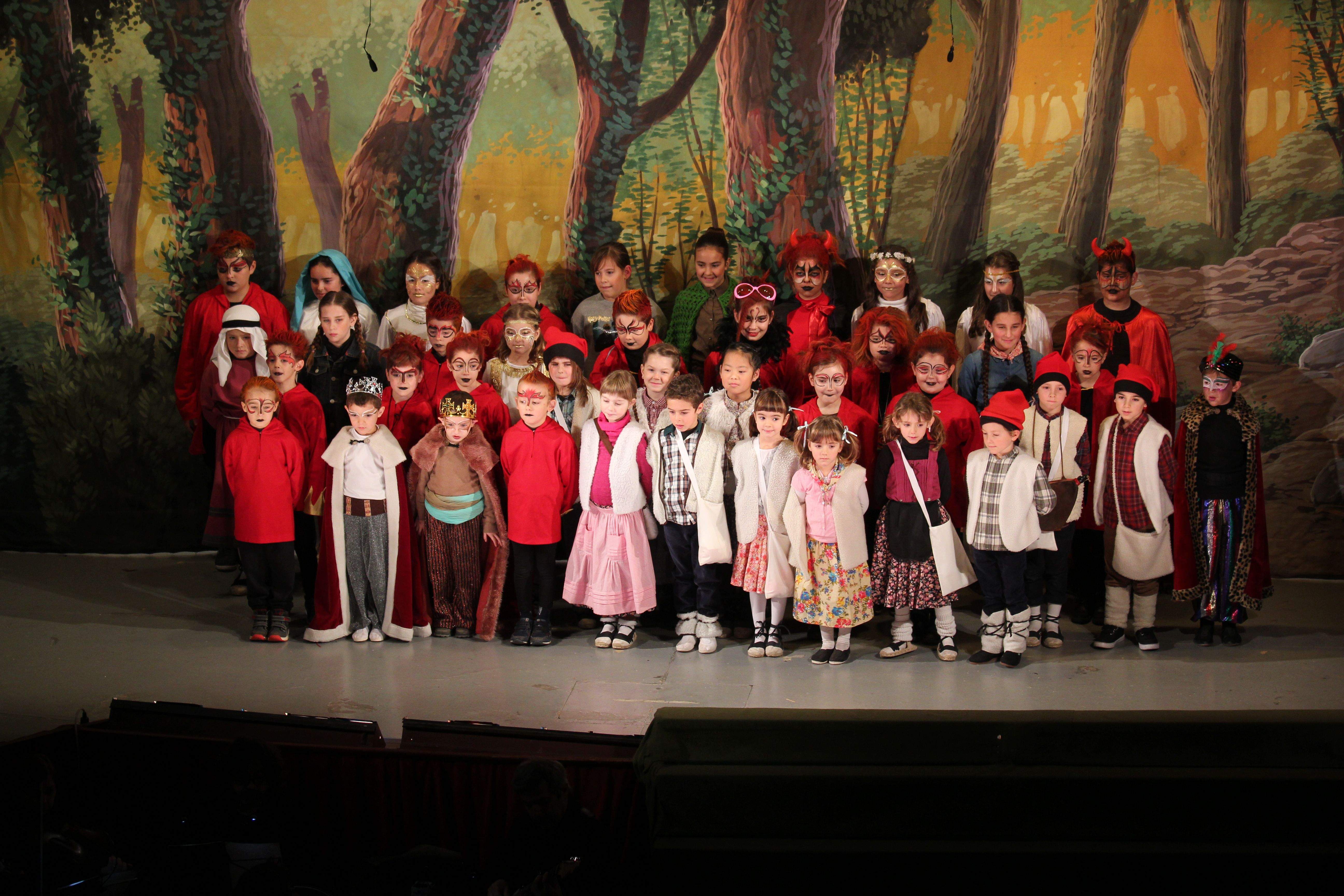 La representació d'Els Dimoniets s'ajorna al febrer per la pandèmia. FOTO: Casal Popular