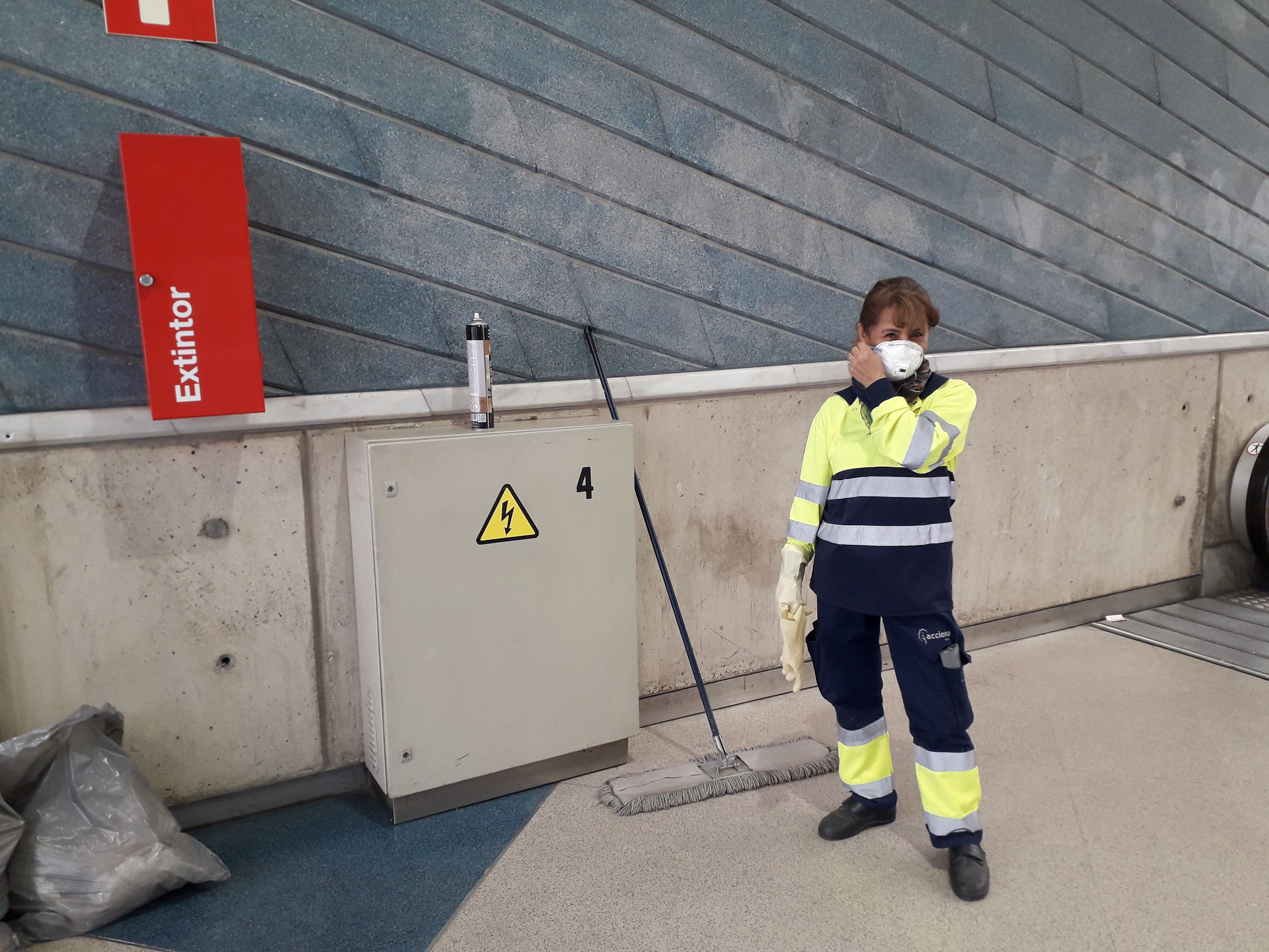 L'estat d'alarma només permetia anar a la feina als treballadors de serveis essencials. FOTO: Redacció