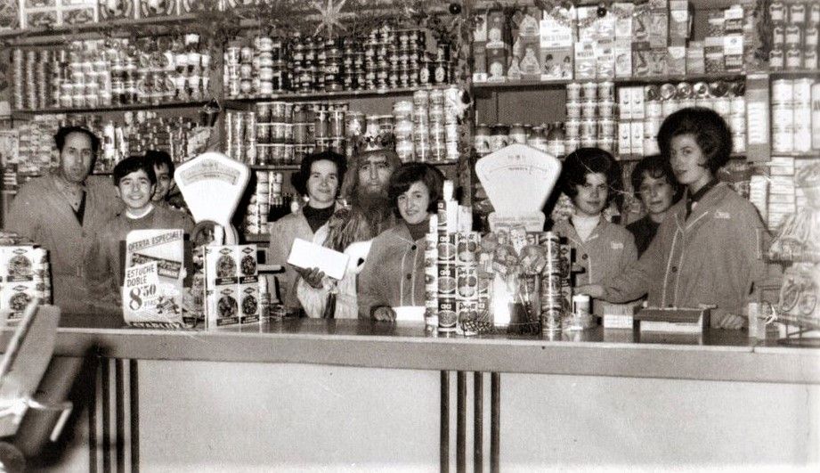 El patge reial a l'interior de la cooperativa "La Rubinense". FOTO: Josep Feliubadaló El patge reial a l'interior de la cooperativa "La Rubinense". FOTO: Josep Feliubadaló