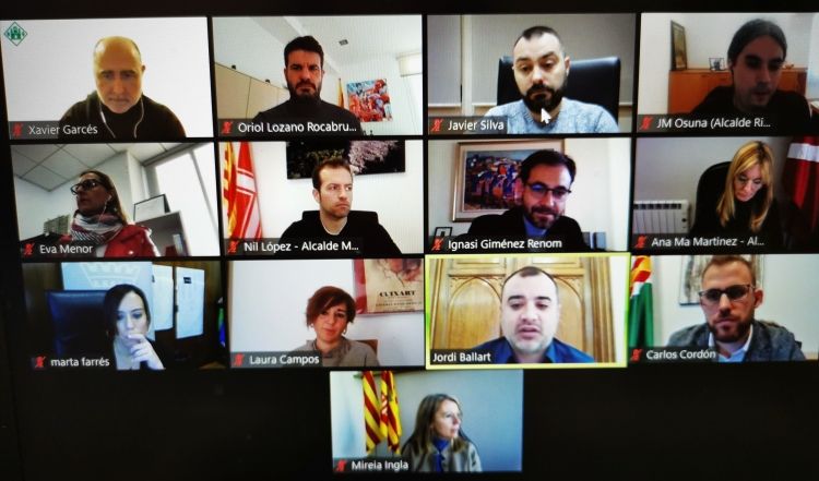 Reunió telemàtica de les alcaldies. FONT: Consell Comarcal del Vallès Occidental Reunió telemàtica de les alcaldies. FONT: Consell Comarcal del Vallès Occidental