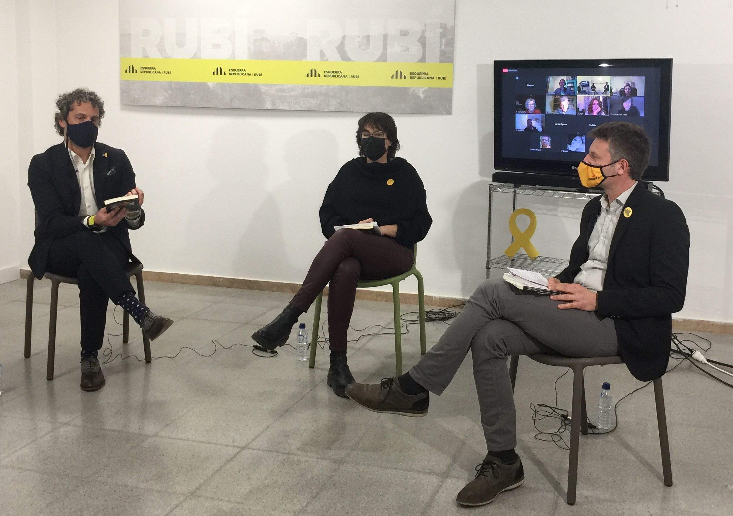 ERC Rubí presenta el llibre ‘Ubuntu: La república del bé comú’ escrit per Raül Romeva. FOTO: ERC Rubí